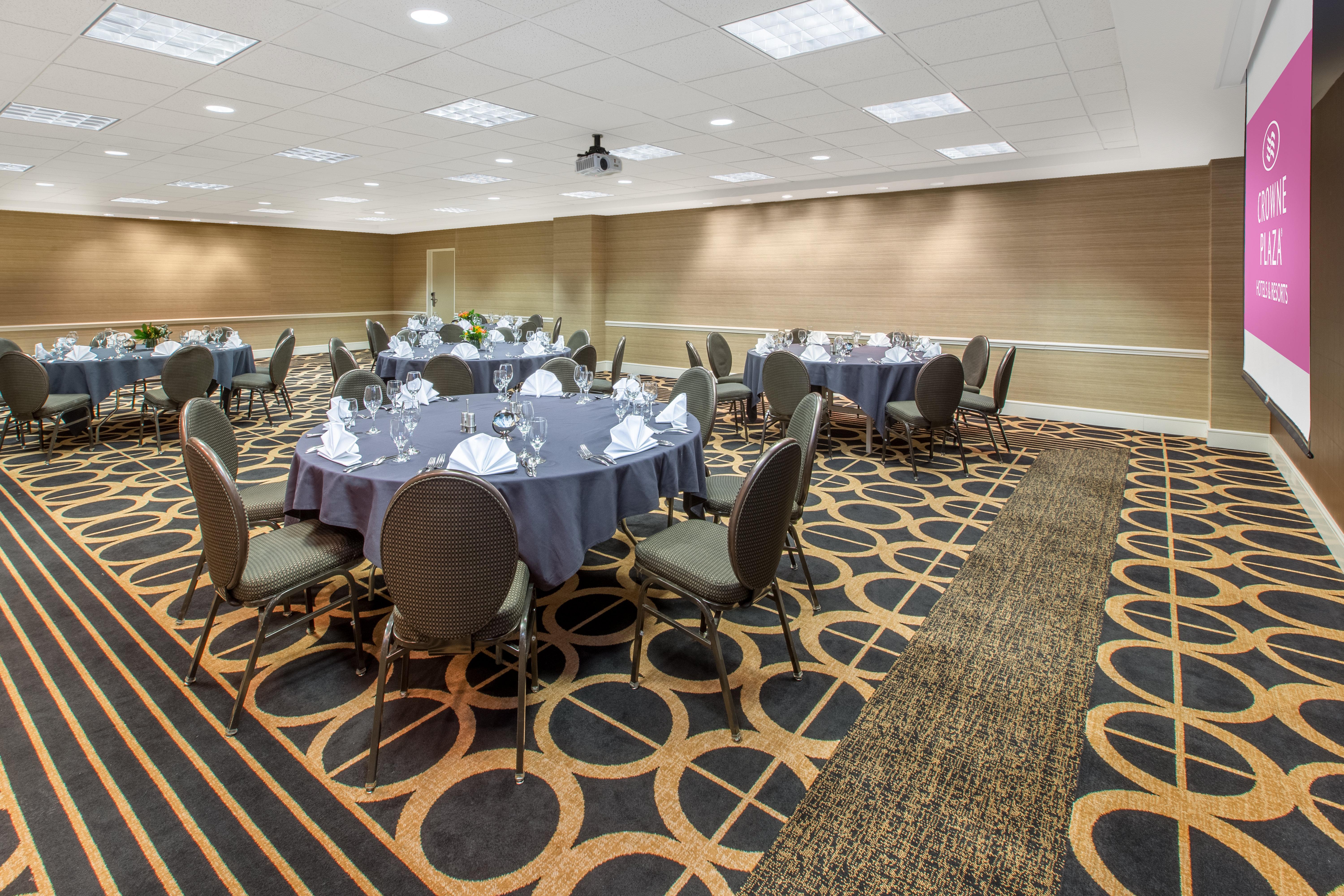 Crowne Plaza Kansas City Downtown By Ihg Exterior foto